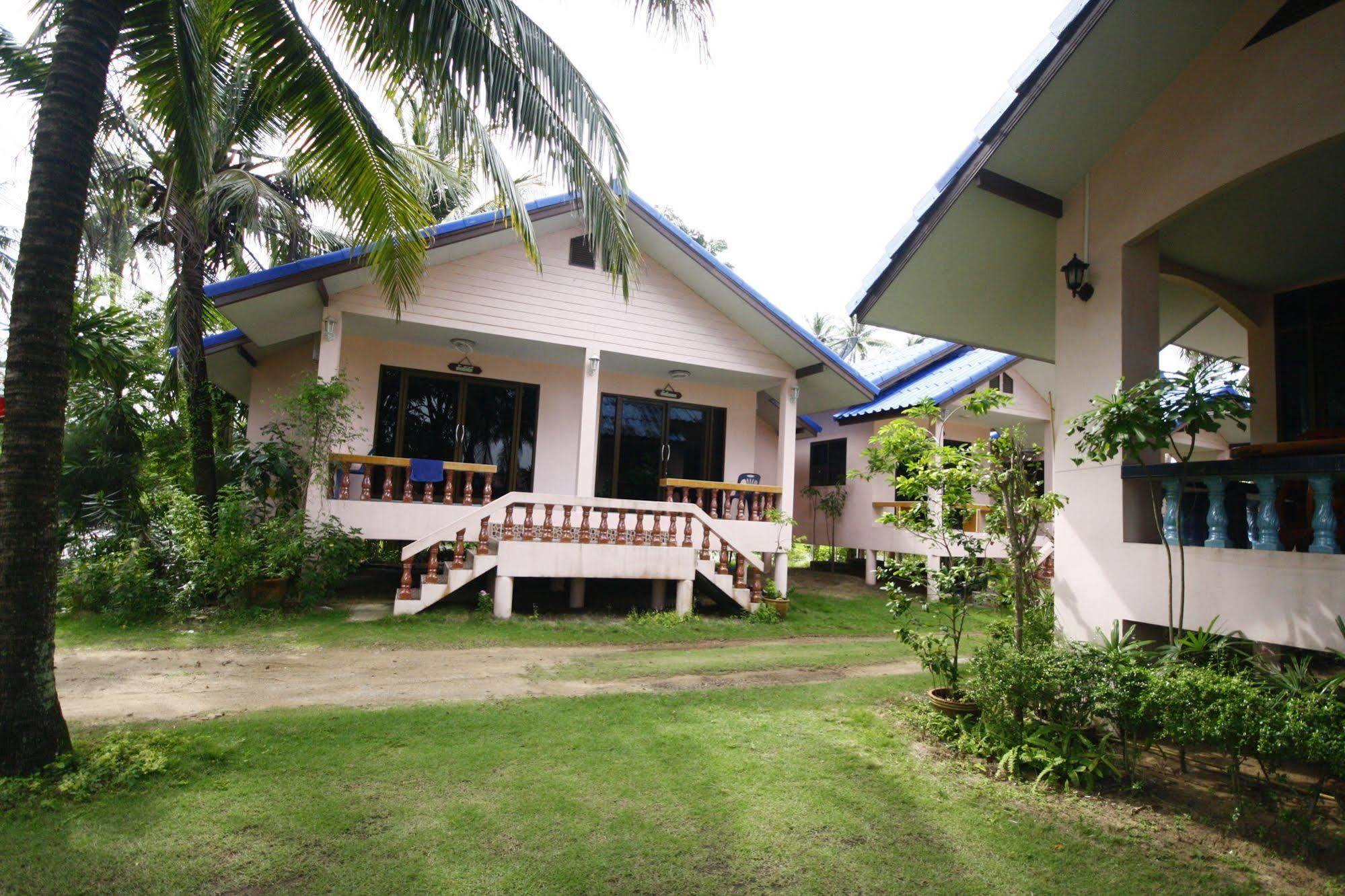 Chaiwat Resort Laem Sing Bagian luar foto