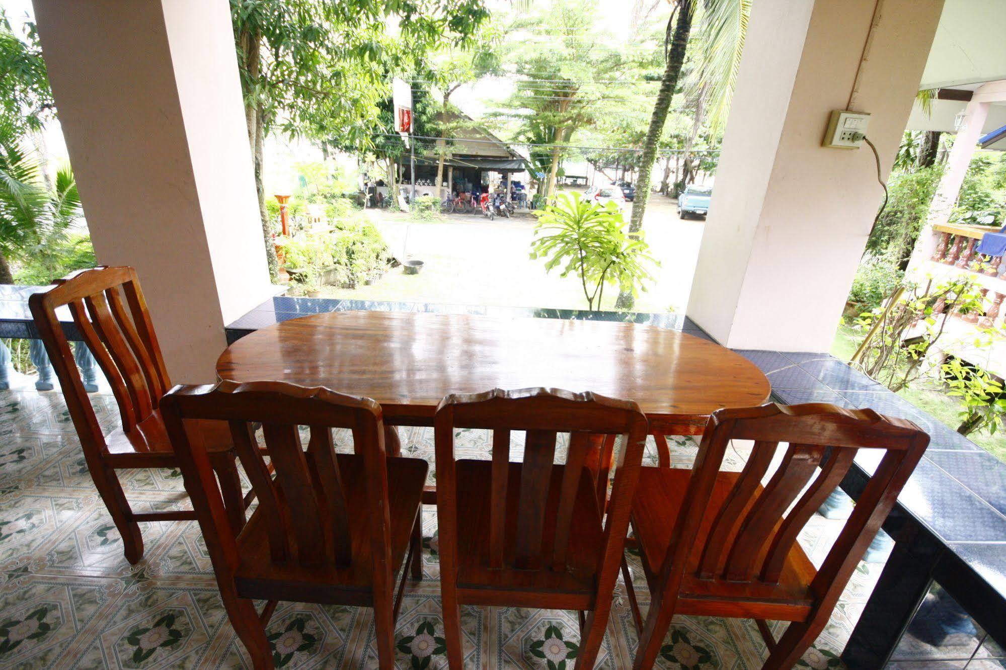 Chaiwat Resort Laem Sing Bagian luar foto